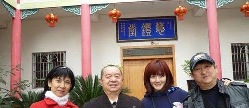 謝娜家庭背景曝光 謝娜后臺(tái)很硬嗎? 2