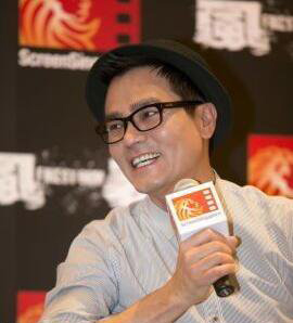 劉德華林家棟親密擁吻照曝光 兩人竟然是相戀多年的同性戀! 17