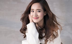王智低調(diào)現(xiàn)身民政局領(lǐng)證 女神終嫁人老公身份曝光十分優(yōu)秀