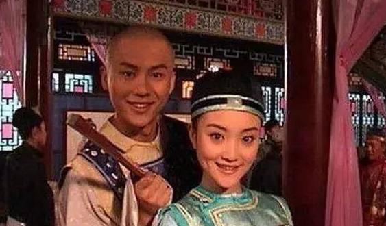 李晨李小璐分手原因曝光 揭秘李小璐當(dāng)年為何打胎 2