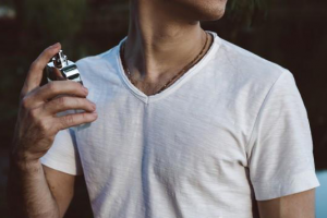 學會男士香水的使用方法 香水怎么噴更好