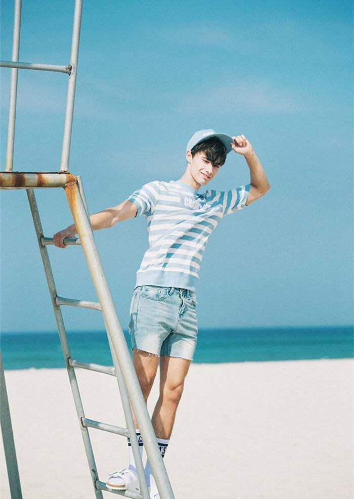 男生在海邊穿什么衣服好看 男人度假風搭配 2