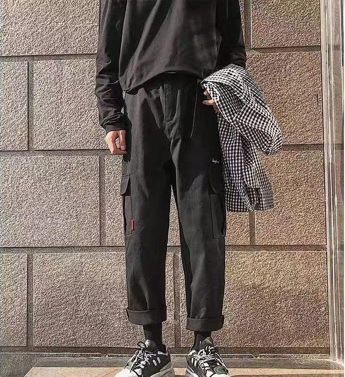 男生初秋搭配圖片 純色系長T恤搭配 2