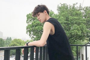男生黑色服裝搭配 經(jīng)典又百搭的黑色元素