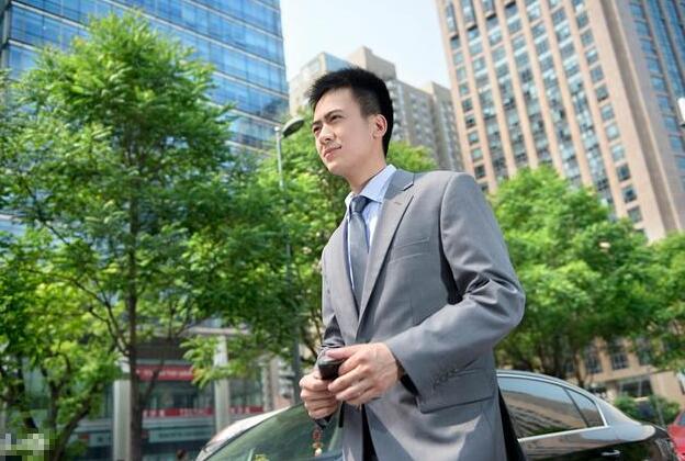 男生搭配衣服技巧和口訣 顏色搭配技巧口訣 3
