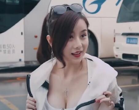 球球和蘑菇頭是情侶嗎 1