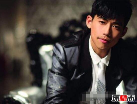 托奶哥李煒事件照片 托奶哥一詞的由來(lái) 4