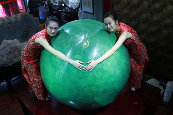 世界上最大的夜明珠在哪個地方 3