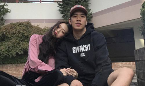 男人暗戀的無意識動作 為何喜歡卻又不敢表白 2