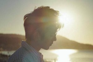 怎么對付冷暴力不愿意溝通的男人 向他表明你的態(tài)度
