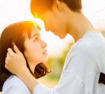 為什么和女孩接吻會上癮 和女孩接吻是甜的 1