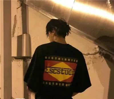 已婚男人一直糾纏你的原因 態度曖昧不清 2