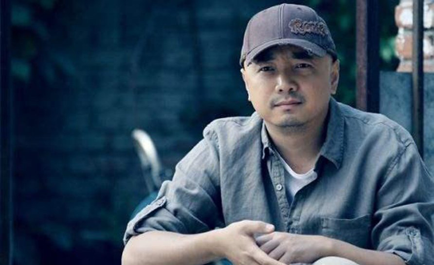中年光頭男衣服搭配 得體且不失時尚的穿搭 3