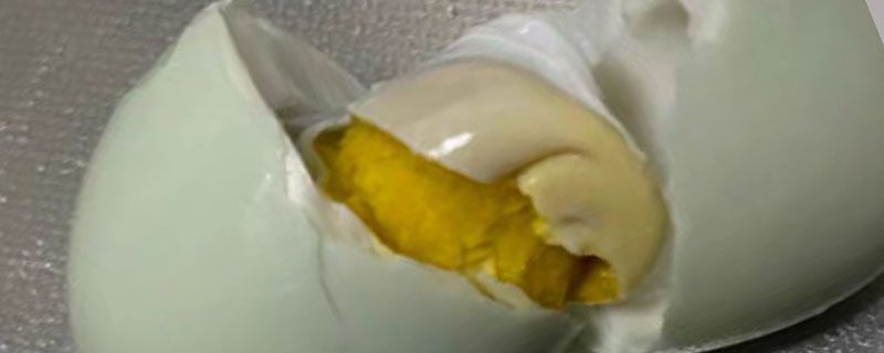 海鴨蛋和咸鴨蛋哪個好 有什么不一樣 1