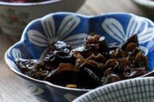木耳泡多久不能吃了 木耳泡多久會產(chǎn)生毒素
