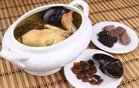 過年煲什么湯最好 年夜飯適合什么湯 2