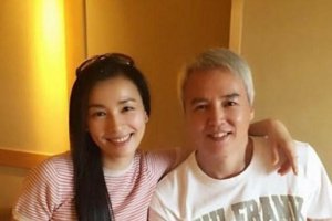 張庭的老公林瑞陽的頭發(fā)是白了嗎