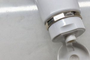洗面奶能不能收縮毛孔