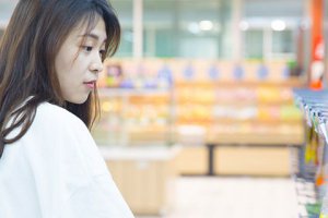 高中女生脫發是什么原因