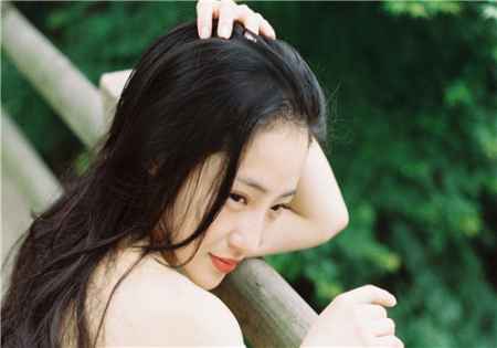 屬豬天蝎男性格深度解析 人群中顯得性情溫順 3