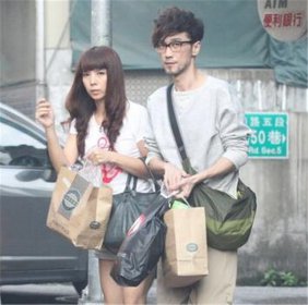 周傳雄老婆vivian個人資料真實姓名 2