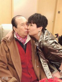 何鴻燊多大年齡娶四房 梁安琪說何鴻燊84歲還能生 6