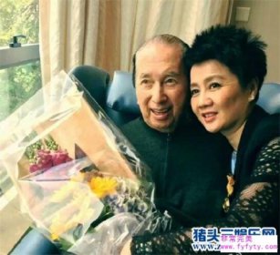 何鴻燊多大年齡娶四房 梁安琪說何鴻燊84歲還能生 4
