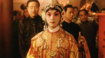 霸王別姬太監對小豆子做了什么 3