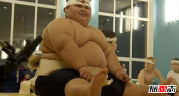 世界上最胖的人1萬斤 世界上最胖的12個人 9