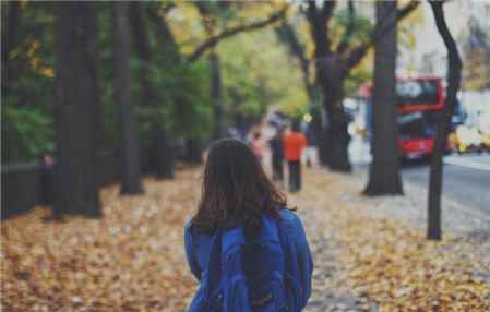 夢(mèng)見親人給我紅包是什么征兆 你與家人相處十分融洽 1