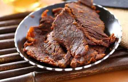 牛肉干白白的是發霉了 牛肉干發霉長毛了能吃嗎 4